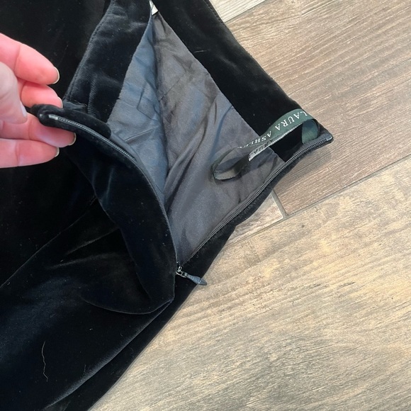 Vintage Laura Ashley Long Skirt Evening Wear Size 10 Black Velvet High Waist - Picture 3 of 10